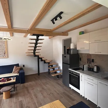 Holiday home Planinska Koliba Dada *